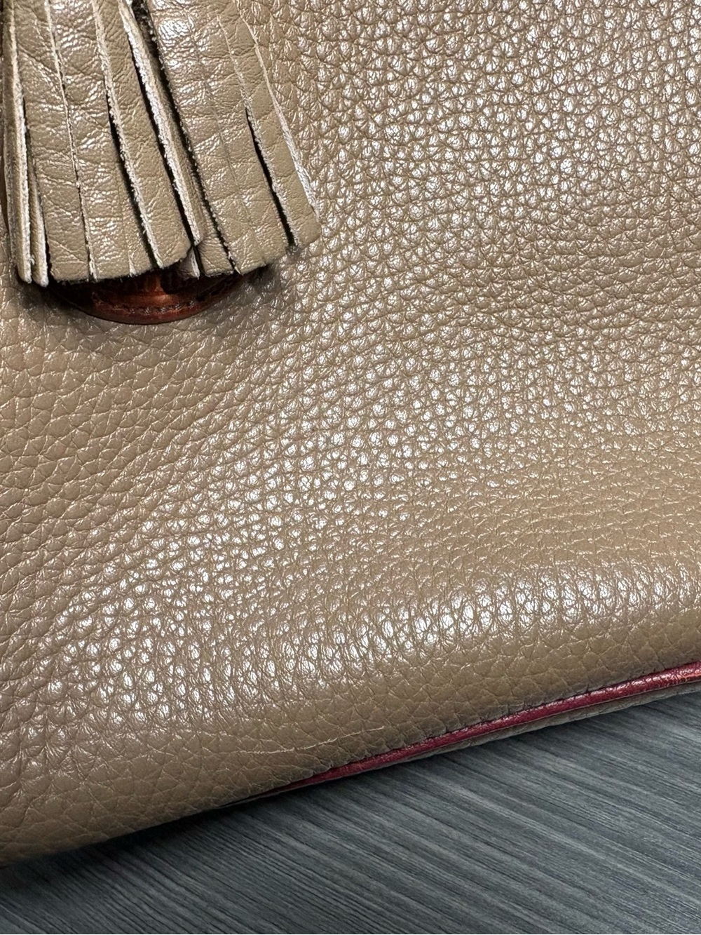 Vintage Dooney & Bourke AWL Surrey Bucket Bag British Tan Navy Red - Picture 9 of 10